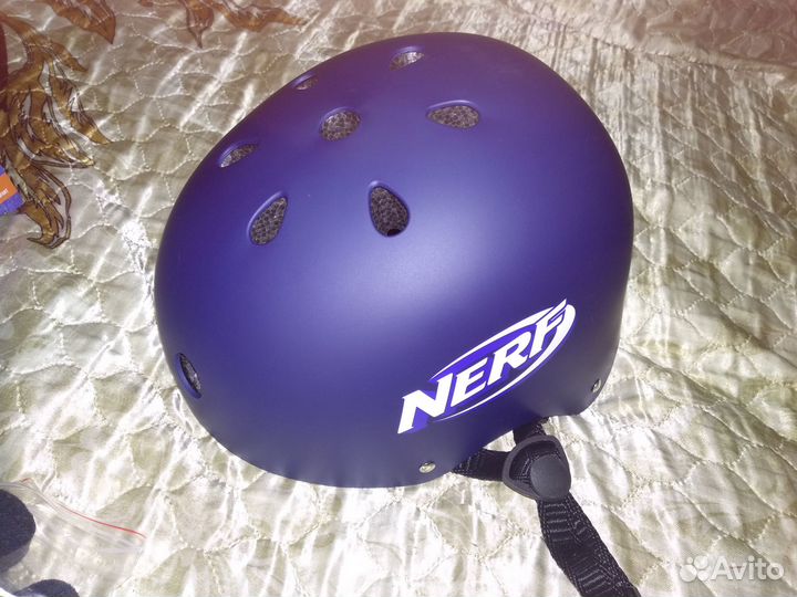 Велосипедный шлем nerf
