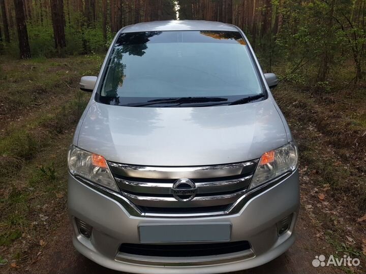 Nissan Serena 2.0 CVT, 2011, 200 000 км