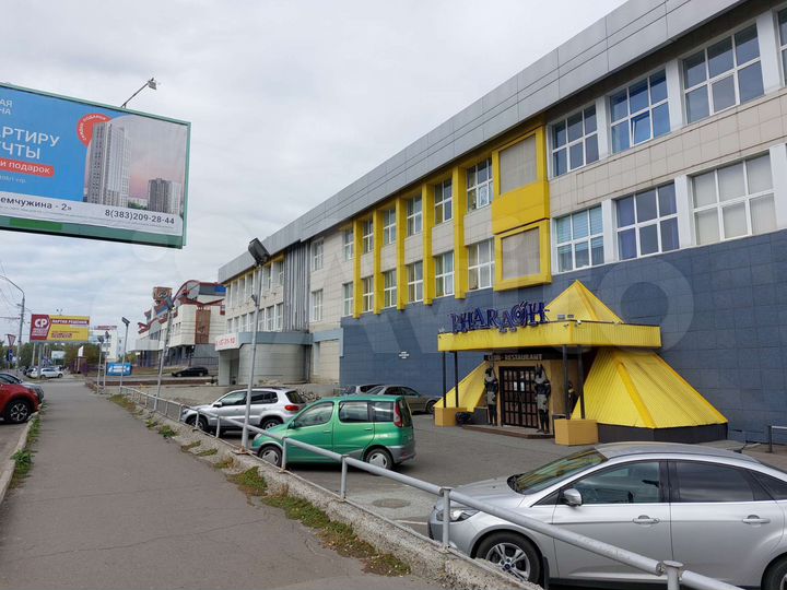 Офис с ремонтом на красной линии, 54 м²