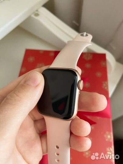 Часы apple watch se 40 mm