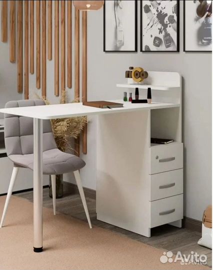 Стол для маникюра