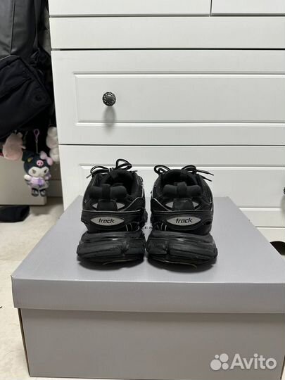 Balenciaga track 1 black