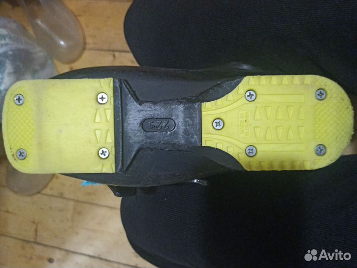 Лыжные ботинки fisher 22,5
