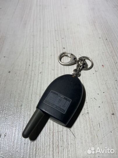 Брелок сигнализации Renault Duster F4R410 2016