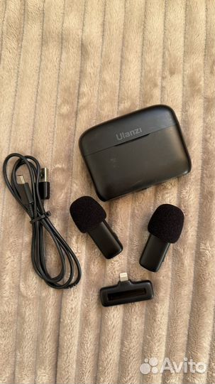 Микрофон петличный Ulanzi (lightning)