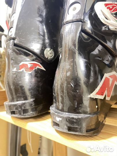 Горнолыжные ботинки