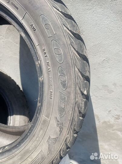 Cooper CS2 225/60 R17