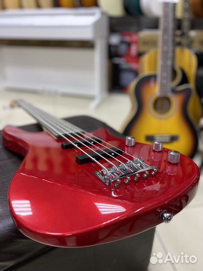 Бас гитара 5 струн