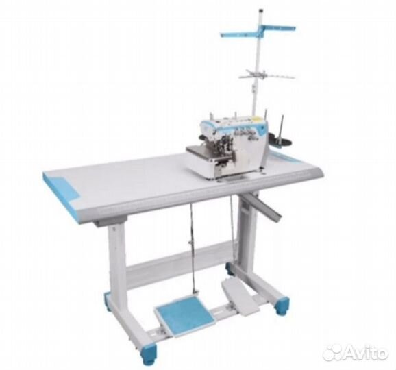 Оверлок Jack E4S-4-M03/333 + стол(комплект)