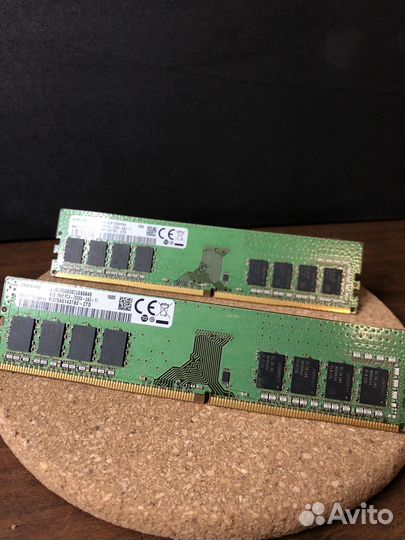 Оперативная память ddr4 по 4 gb каждая samsung