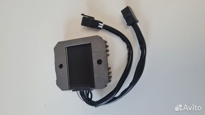 Реле-регулятор Honda VRX400, Steed, NV400, VT600C