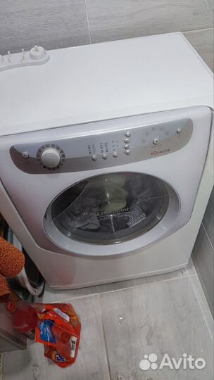 Стиральная машина Ariston