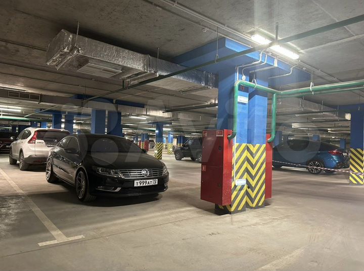 Машиноместо, 19 м²
