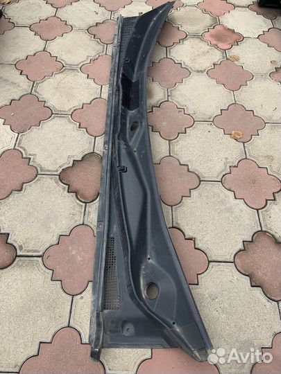 Подлокотник на Киа Мохаве 2008-2016 год