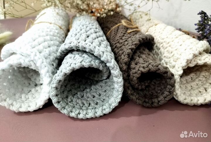 Салфетки сервировочные новые 2шт