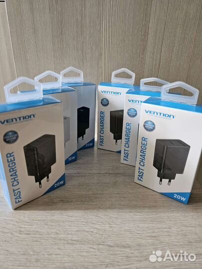 Быстрое зарядное устройство. Vention 20W