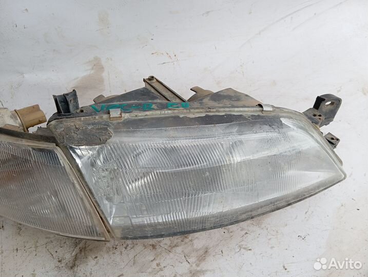 Фара передняя правая Opel Vectra B