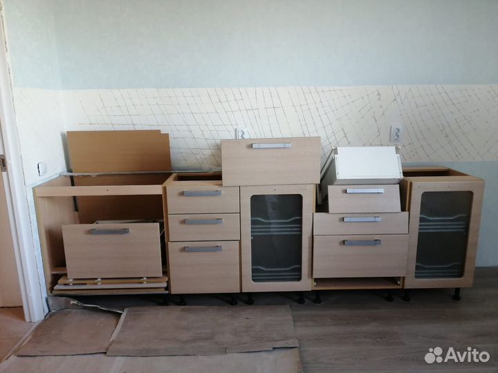 Реконструкция кухни / замена фасадов, столешницы