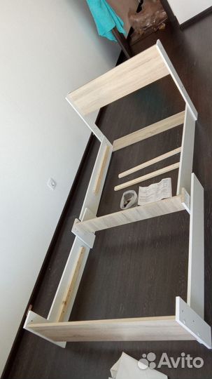 Кровать односпальная из дерева