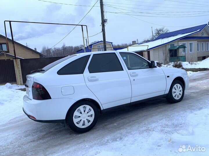 LADA Priora 1.6 МТ, 2013, 100 000 км