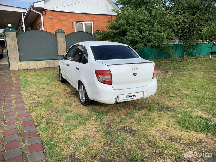 LADA Granta 1.6 МТ, 2013, 250 000 км