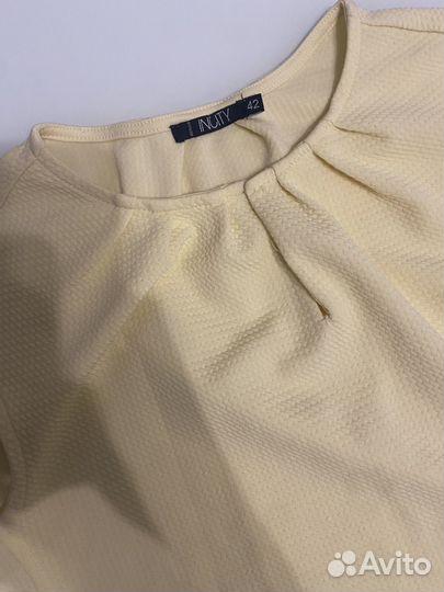 Футболка женская