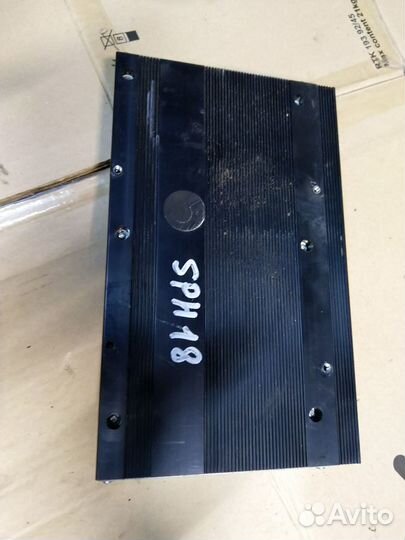 Усилитель звука Jeep Grand Cherokee WK2