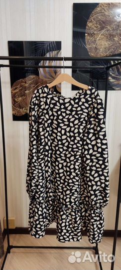 Очень красивое платье 42 размер
