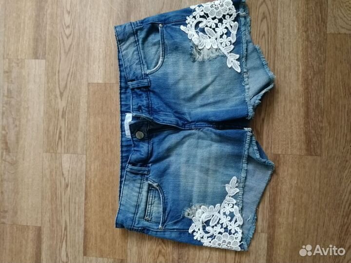 Шорты женские