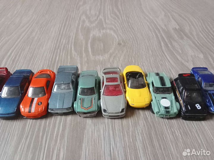 Hot wheels машинки