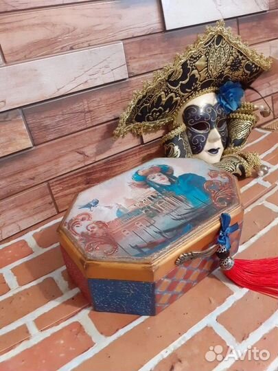 Эксклюзивная шкатулка под украшения ручной работы