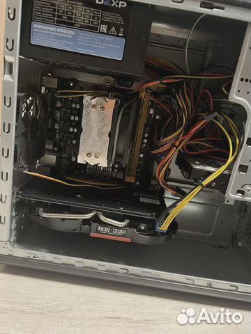 Игровой компьютер с монитором