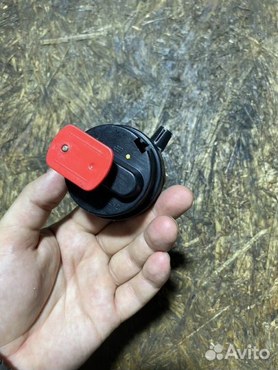 Замок лючка бензобака mercedes benz w202