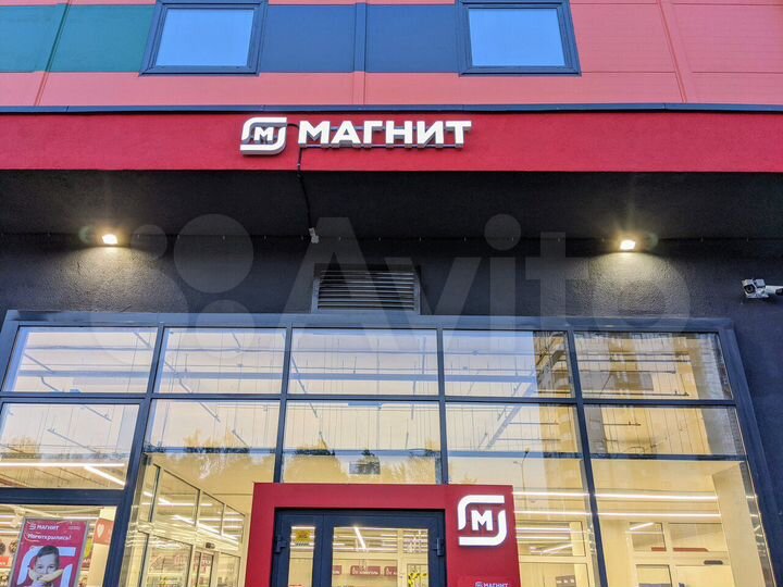 Торговая площадь с арендатором, 410 м²