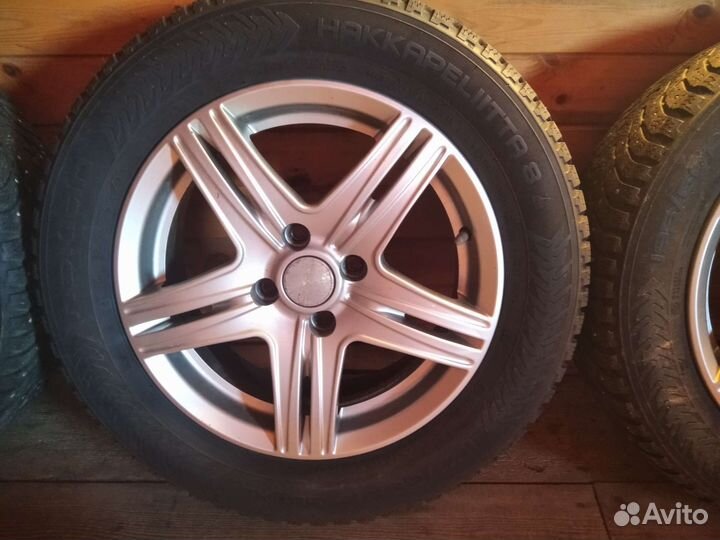 Nokian Tyres Hakkapeliitta 8 195/65 R15