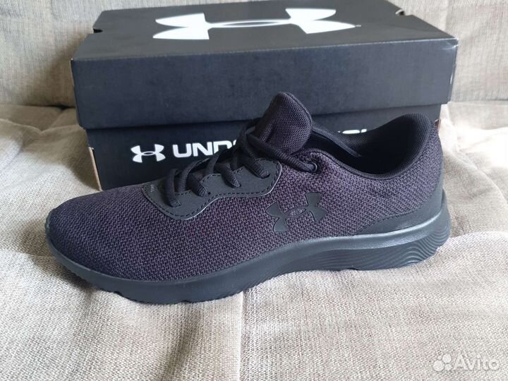 Кроссовки новые Under Armour 42р