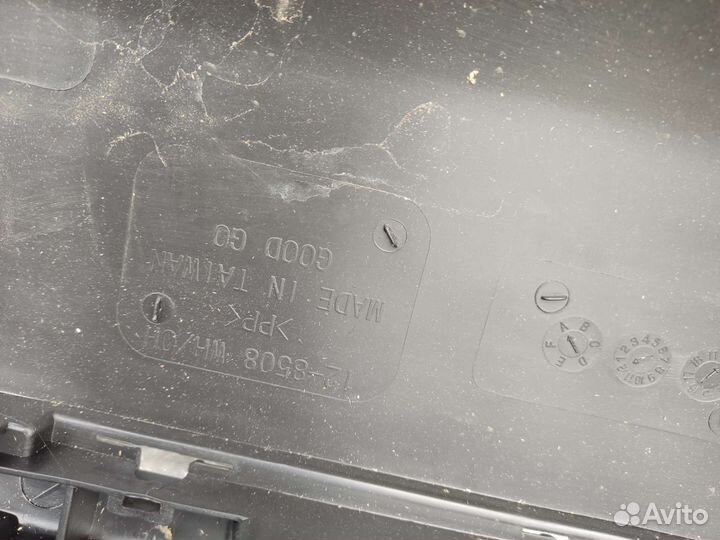 Продам задний бампер от пежо 308св