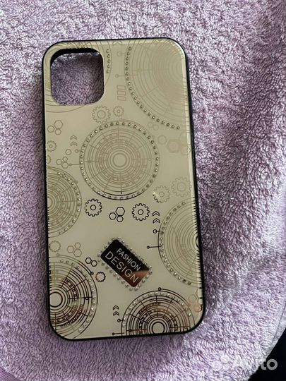 Чехол на iPhone 11