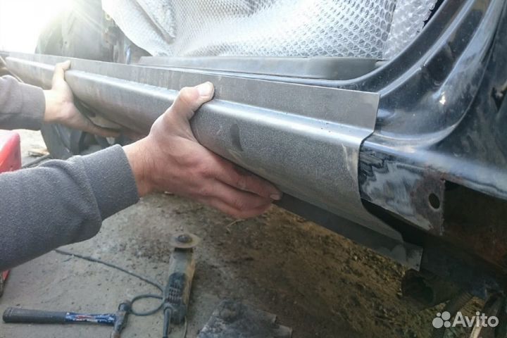 Пороги кузовные Ford Escape 1