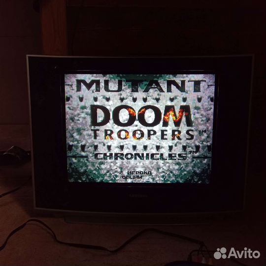 Приставка Sega (500 игр встроено)