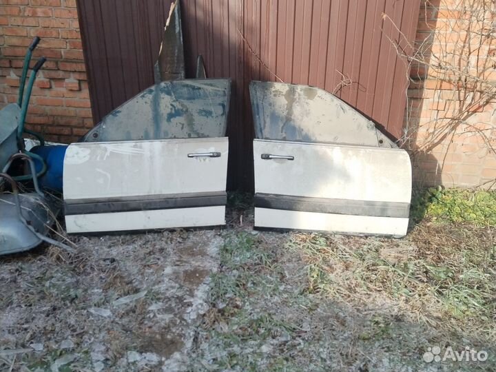 Двери в сборе на 