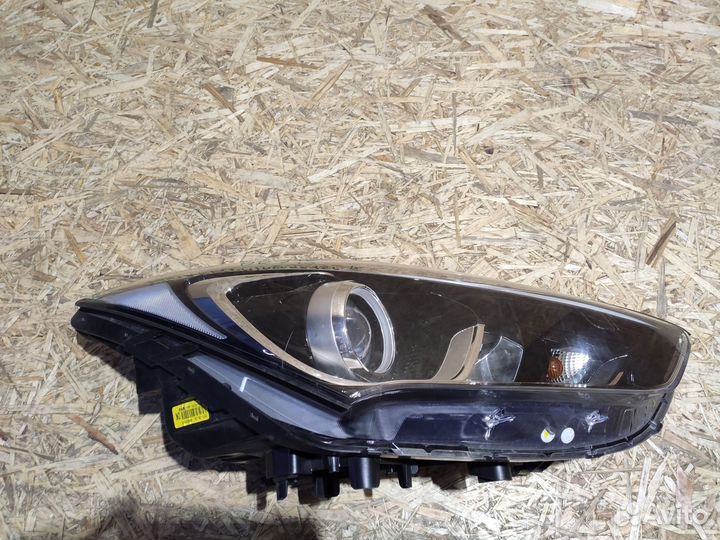 Фара правая Santa fe(dm).12-18г. после 15года