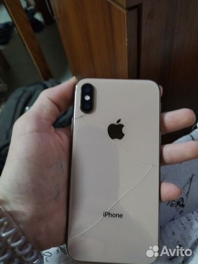 iPhone Xs, 64 ГБ