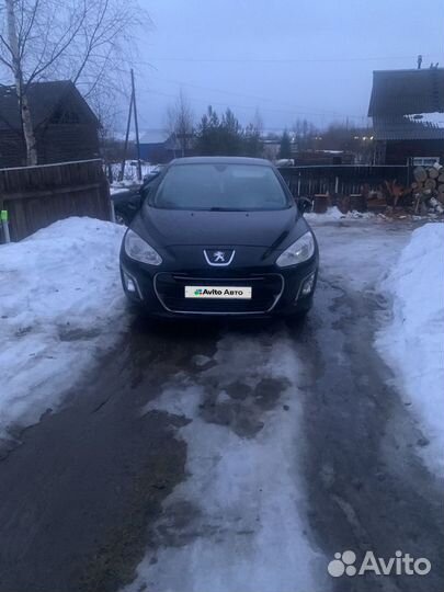 Peugeot 308 1.6 AT, 2011, 168 000 км