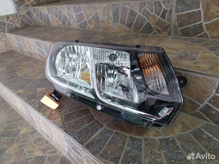 Фара LADA Largus FL 2021 правая