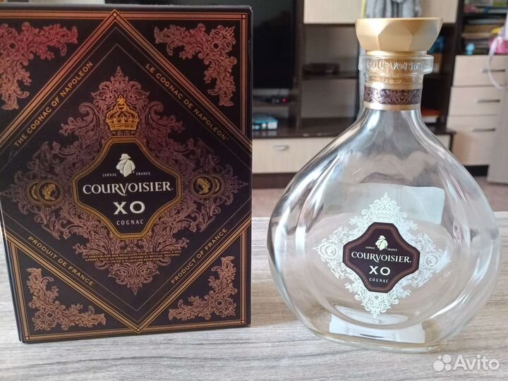 Бутылки из под элитного алкоголя