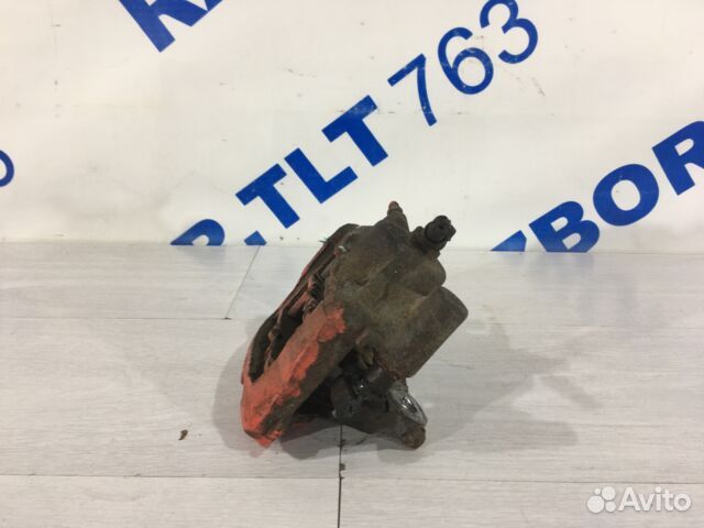 Суппорт задний левый lexus IS350 3.5 ат седан