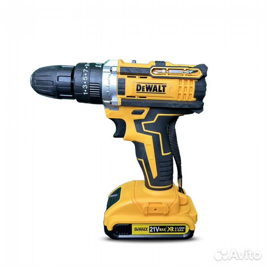 Шуруповерт аккумуляторный Dewalt 21v с набором инс