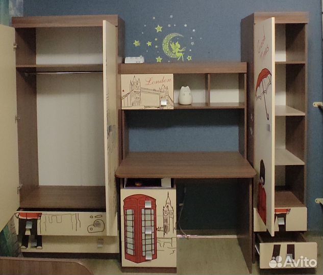 Комплект мебели в детскую бу
