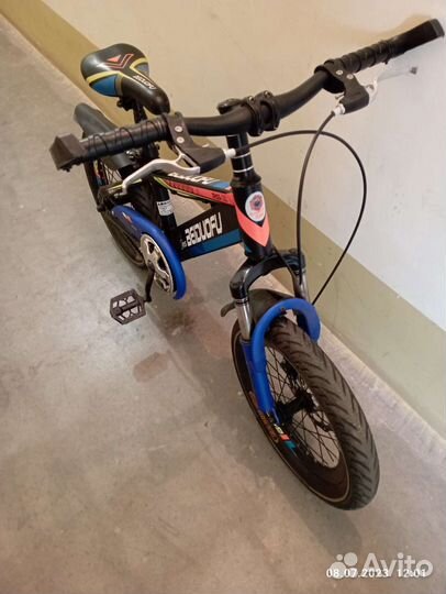 Детский велосипед 16